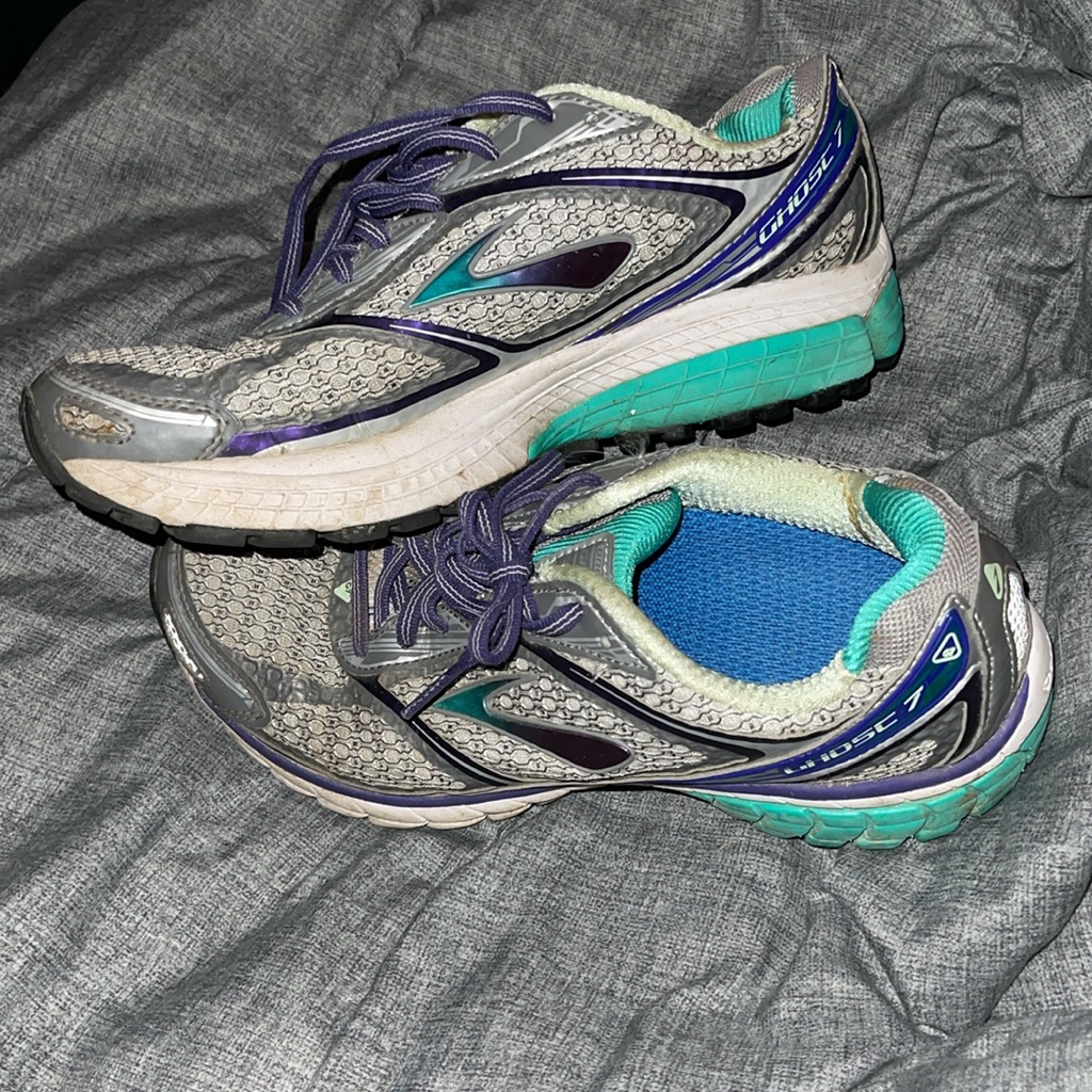 Brooks Ghost